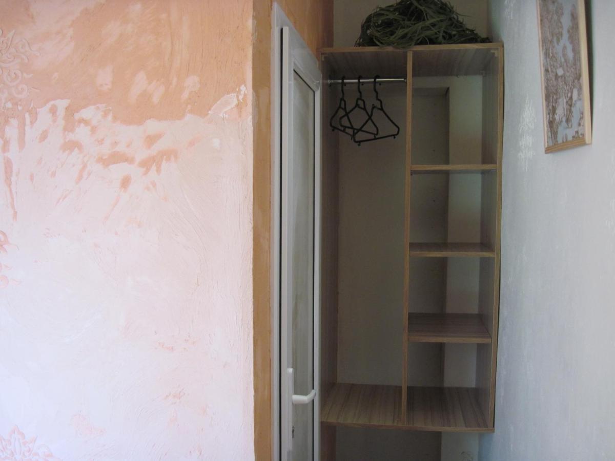 Guest House Inkit Πιτσούντα Εξωτερικό φωτογραφία